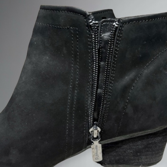 🌻Blondo Black Leather Waterproof Ankle Boots Size 10  | Style # B4935017 - Picture 2 of 11